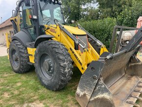 Traktorbager New Holland B115C rýpadlo-nakladač - 3