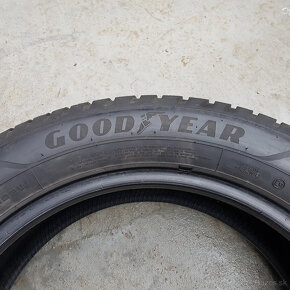 Zimné pneumatiky 225/55 R18 GOODYEAR DOT3820 - 3