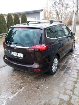 Opel Zafira Tourer 2.0 CDTi ECOTEC 130k Cosmo - 3