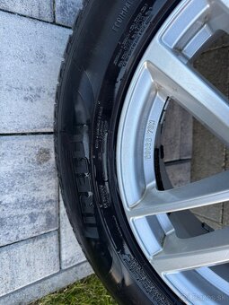 Alu disky R17 obuté na zimných pneu 215/65/17 Pirelli - 3