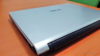 Asus UL80V - 3