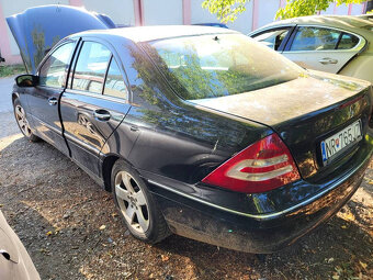 Mercedes-Benz W203 C320 3,2i 160kw - 3