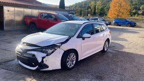 Toyota Corolla 1,8 Hybrid Comfort Touring Sports - 3