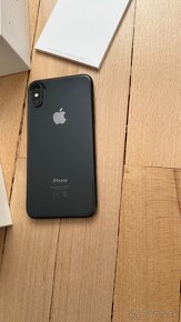 Apple iPhone XS 64GB - 3