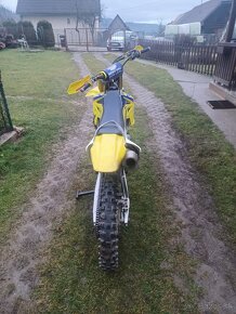 Suzuki RMZ 250 - 3