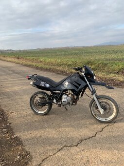 MZ 125 SM arrow - 3