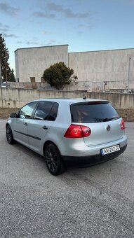 Predám Golf 5 1.9 TDI 77 kw. - 3