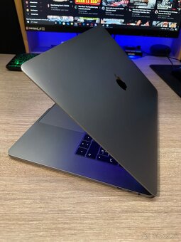 Apple MacBook Pro 15” TouchBar - 3