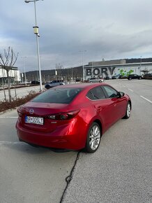 Mazda 3 - 3