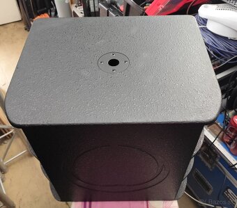 18" aktívny subwoofer Turbosound M18B - 3