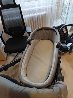 Britax Römer SMILE III + vajicko Maxi-Cosi CobrioFix s ISOFI - 3