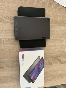 Lenovo Tab m8 - 3