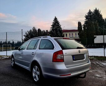 Škoda Octavia Combi 1.6 TDI CR Ambiente Max R.V.2011. - 3