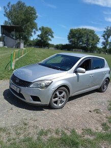 Kia ceed 2012 1.6Crdi - 3