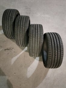 Pneu 225/45 R17 - 3