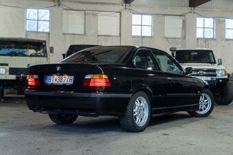 BMW E36 Coupe 318 IS M-packet - 3