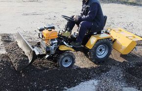 Minitraktor ProGARDEN Campo T18 4x4,18HP benzín - 3