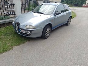 Alfa Romeo 147 - 3