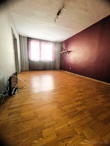 Slnečný 3 izbový byt s loggiou, Saratovská ul., Levice - 3