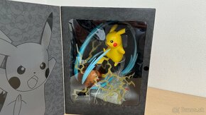 Pokémon Svetlo Pikachu - 3