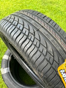 Fullway hp108 245/45 R20 celoročne - 3