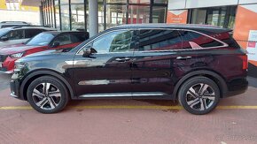 Kia Sorento 2.2 CRDi 148kW 4x4 AT8 Gold 7-miestne - 3