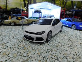 model auta VW Scirocco R biela farba Otto mobile 1:18 - 3