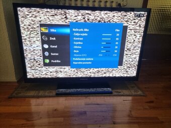 Televizor samsung - 3