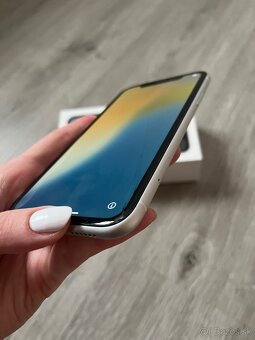 iPhone XR 128gb, biely - 3