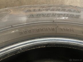 255/65 R19 - 3