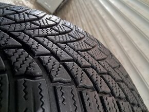 Bridgestone zimné 235/55/R19 - 3