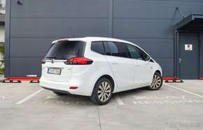 Opel Zafira Tourer 2.0 CDTi ECOTEC 130k Cosmo - 3