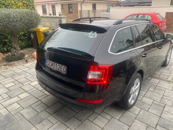 Skoda Octavia 2,0TDI 110kw Dsg - 3