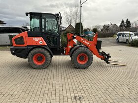 Kolový nakladač Kubota R065 HW - 3