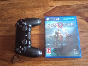 Playstation 4 Pro s hrami - 3