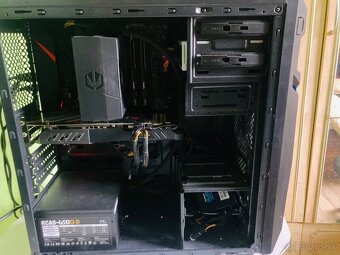 PC i5, RX 5908G,16GB Ram - 3