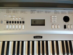 Yamaha portable grand dgx-220 - 3