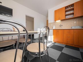 Rodinný dom na predaj ako apartmánový dom - investícia - 3