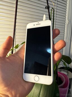 iPhone 8 white 128gb - 3