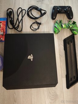 Playstation 4 Pro 1tb + hry - 3