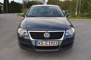 Volkswagen Passat 1.6  Comfortline - 3