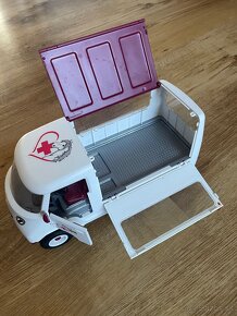 Schleich mobilná ambulancia - 3