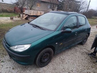 Ponúkam peugeot 206 - 3