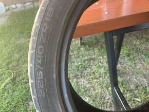 Predám Letne Pneumatiky 225/40 R18 92Y XL - 3