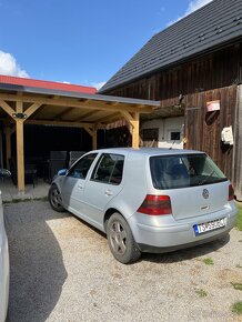 Volkswagen Golf 1.8 - 3