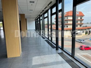 Centrum Galanta - reprezentatívny komerčný priestor, 423 m2  - 3