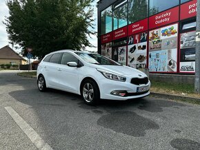 KIA Ceed 1.6 CRDi - 3