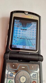 Motorola Razr  V3 top stav - 3