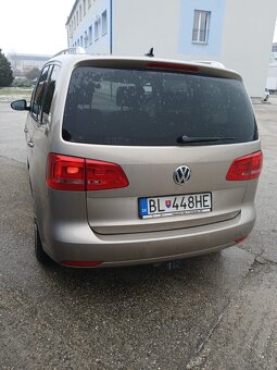 Predám Volkswagen Touran rok výroby 2014 Diesel - 3