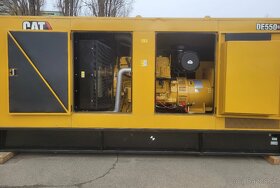 Elektrocentrála Caterpillar 550 kVA na prenájom - 3